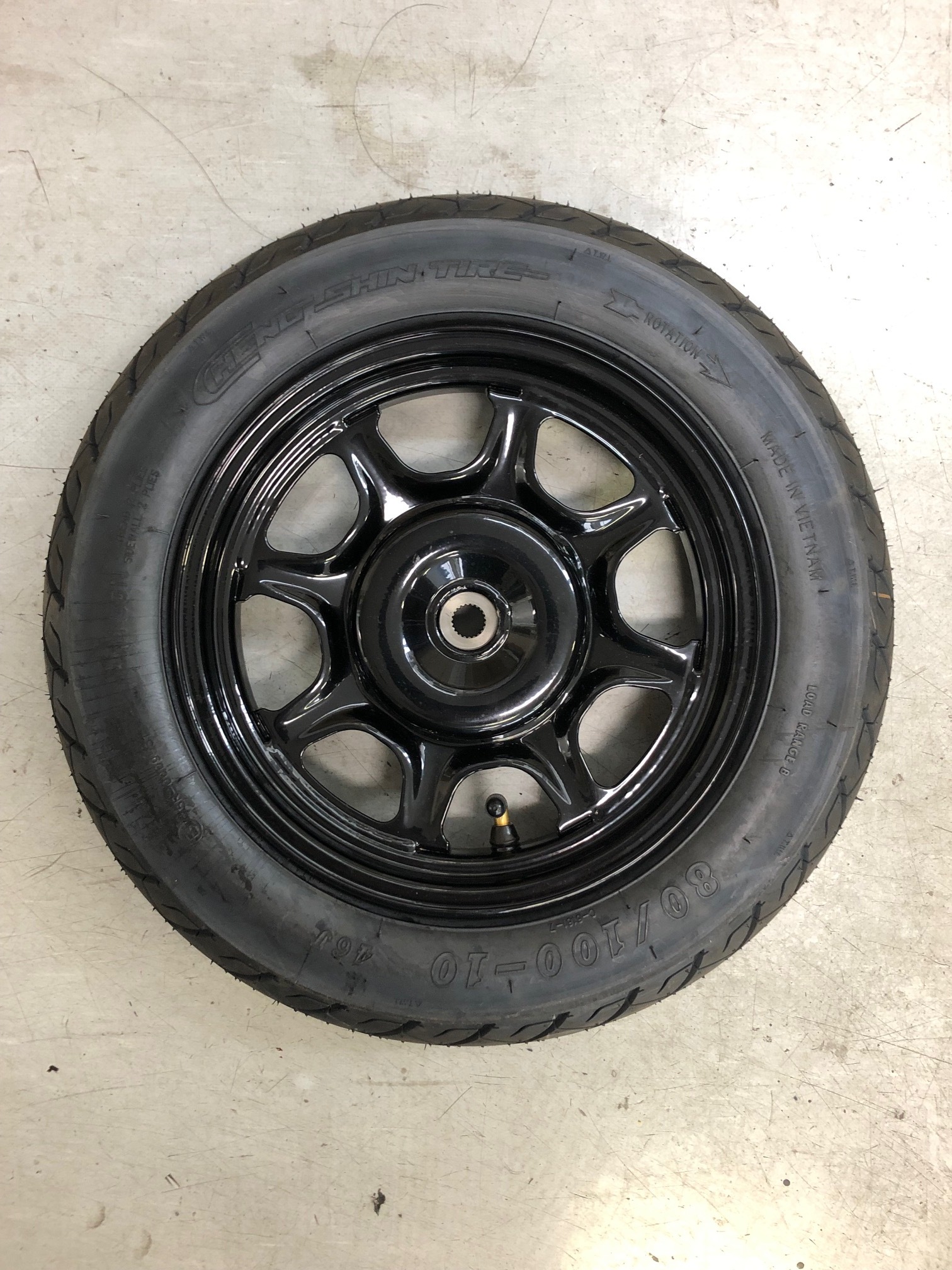 HONDA純正ホンダタクトベーシックAF79ホイル付きリヤタイヤ【黒】80/100-10
